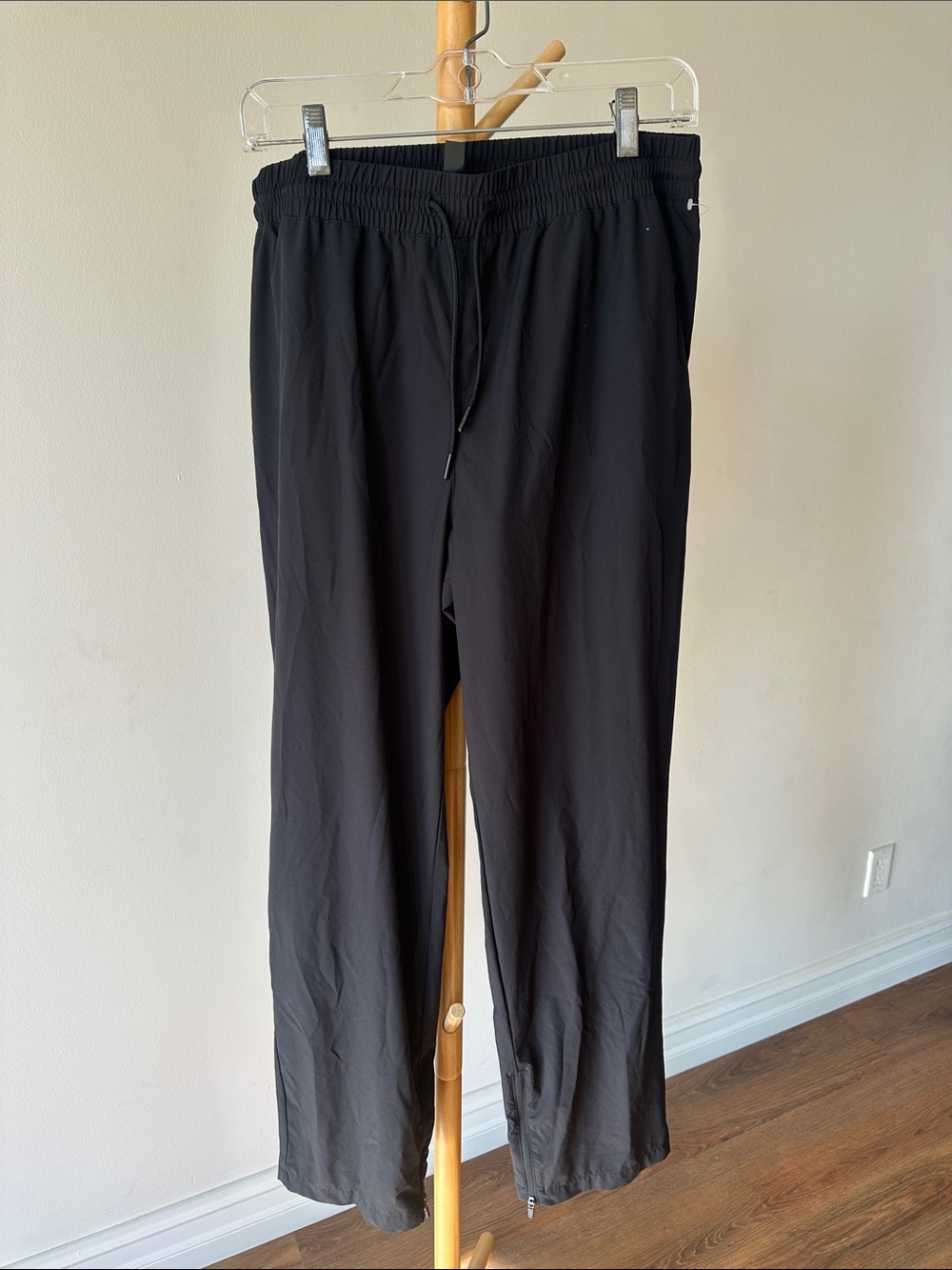 Zella Black Women's Lightweight Drawstring Joggers